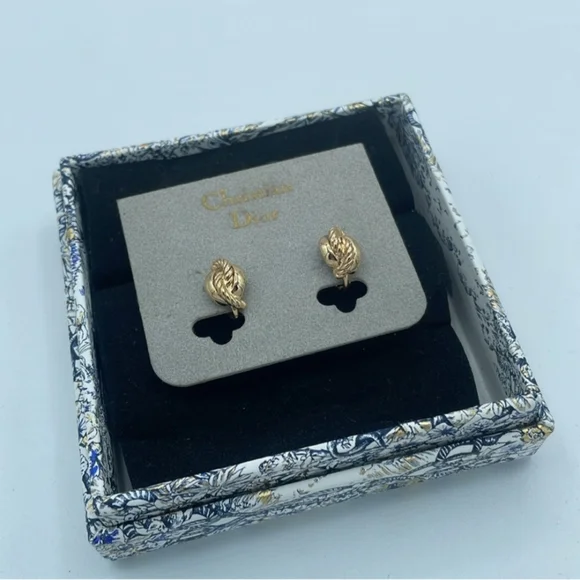 Christian Dior Twisted Ribbon Gold Clip-On Earrings with Box and COA - Picture 7 of 8